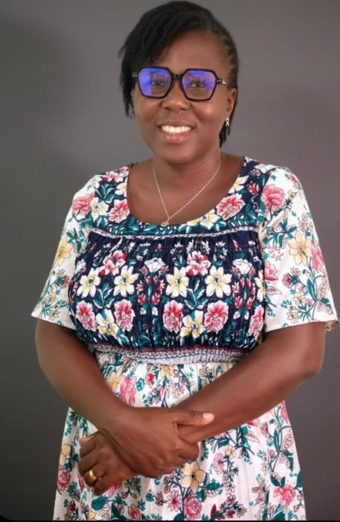 Photo de Germaine KOUAKOU DEGBOU, enseignante de mathématiques